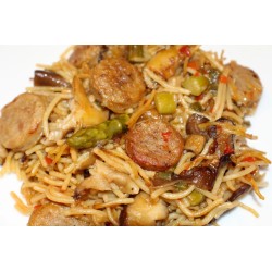 Fideua con butifarra